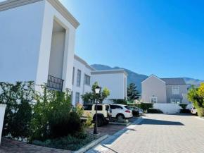Spacious, Modern & Convenient